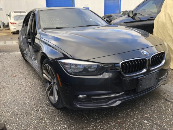 BMW 5 Series Rear Bumper - Image 5