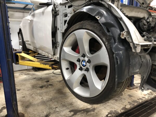 Bmw Rims with Spacers For Genesis - Image 2