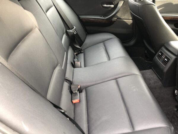 BMW 328 IDrive 2011 - Image 10